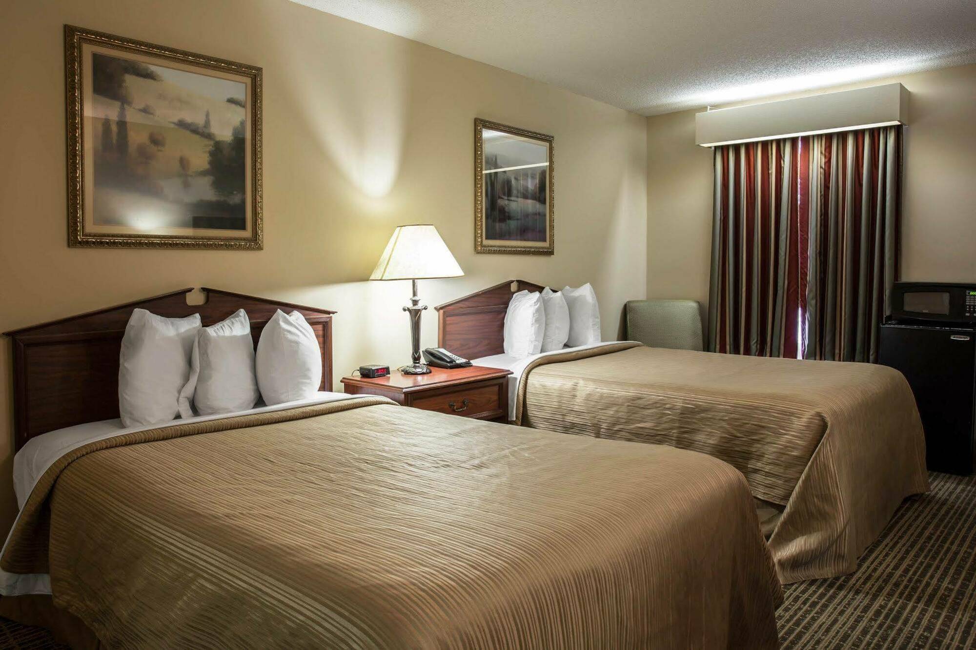 Quality Inn Laurinburg Exteriör bild